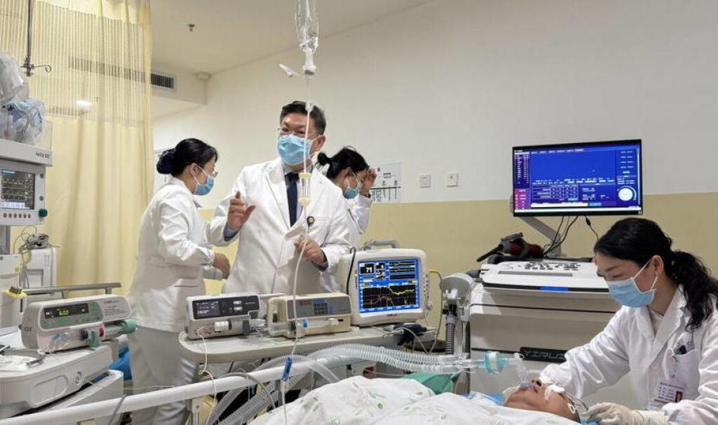 媒体说 | 人民日报：安建雄团队用超级磁休克治疗抑郁失眠和酒精成瘾获成功